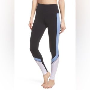 NWT ALO Yoga Elevate Legging Size Small